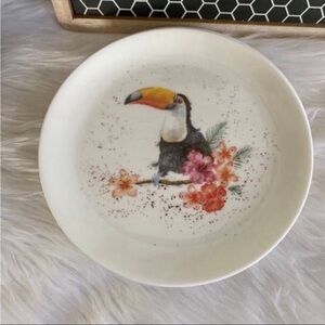 Royal Worcester Toucan of My Affection Salad / Dessert Plate Set of Four